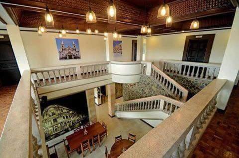 מלון אילוילו Legacy Mansion מראה חיצוני תמונה